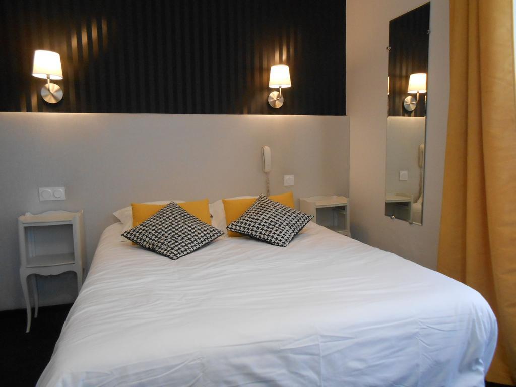 Standard Double Room,226560752:JPEG